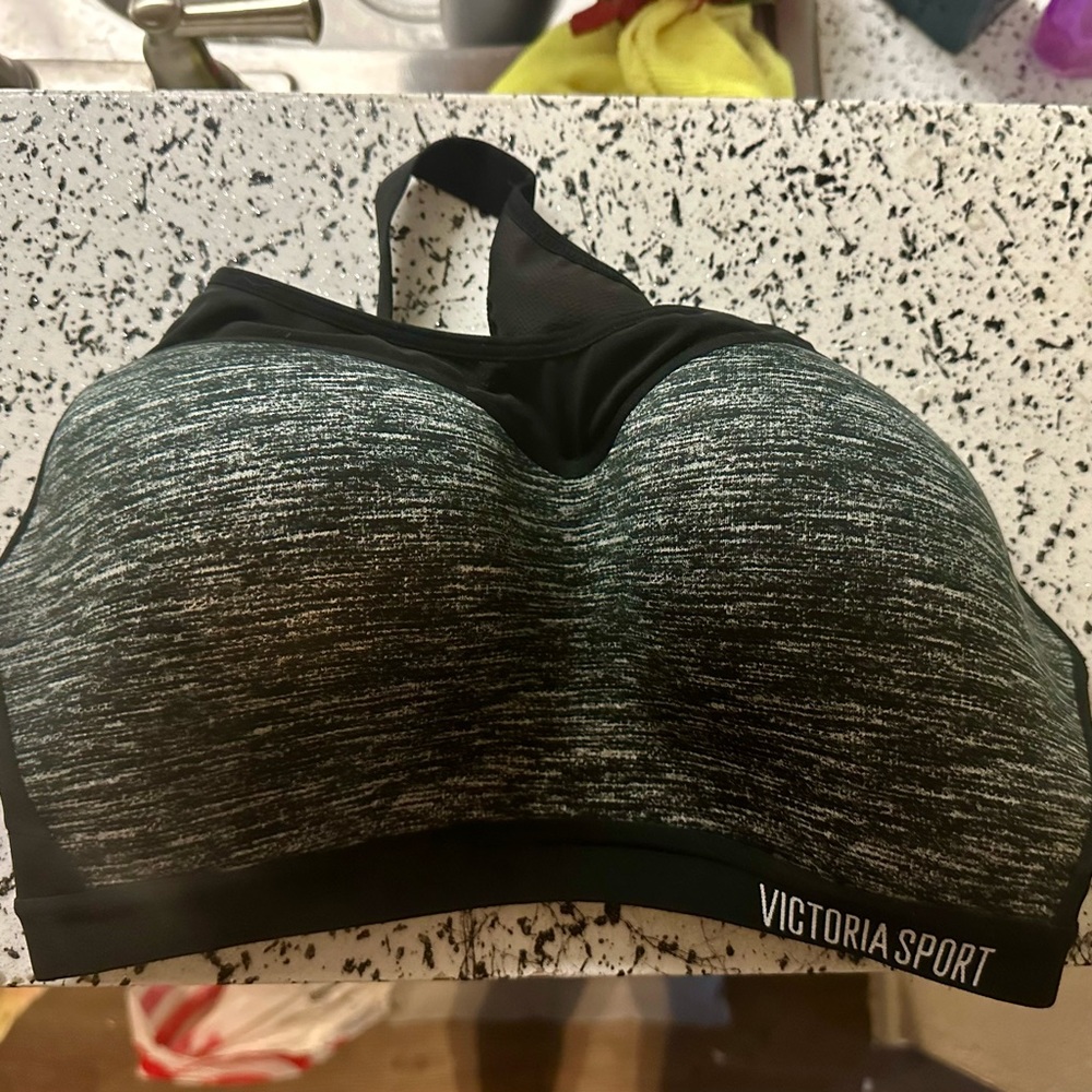 Victorias Secret Sports Bra. NWOT